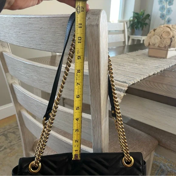 Gucci - GG Marmont Medium Matelassé
Shoulder / Crossbody Bag Chevron Leather - Picture 17 of 17